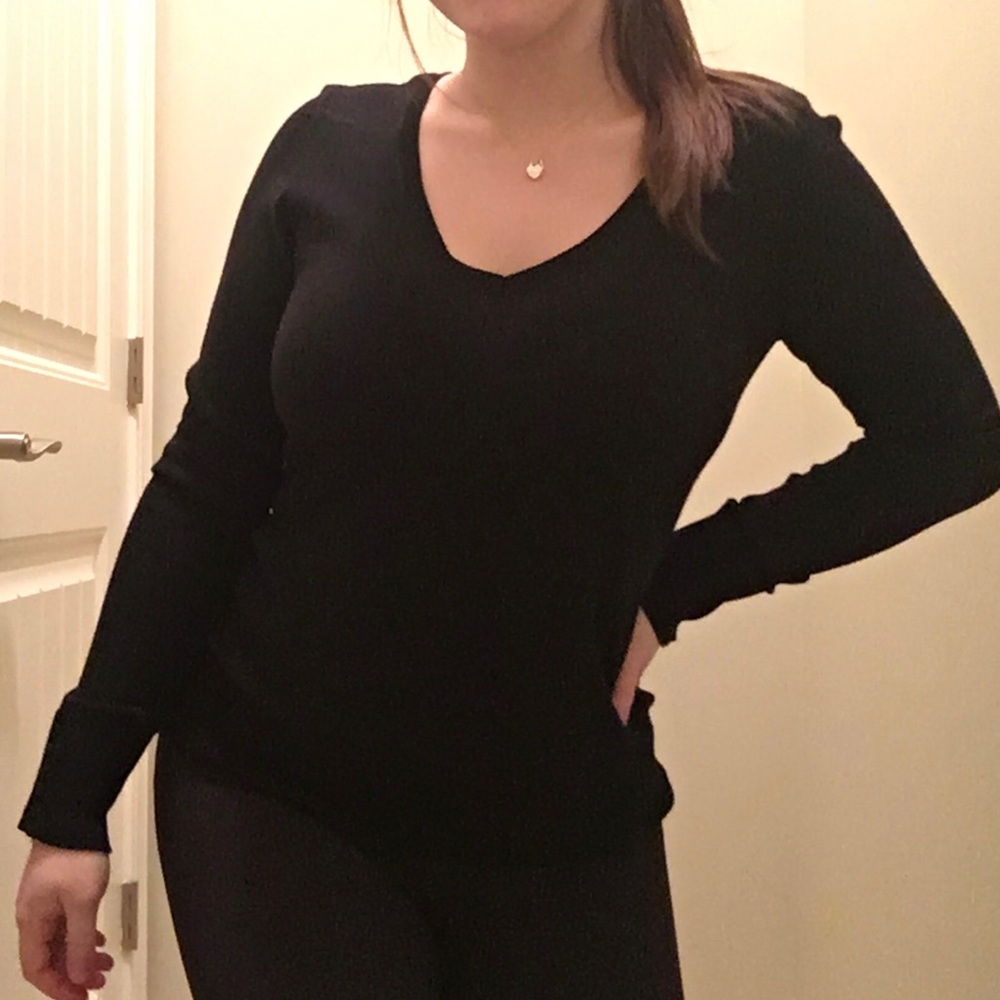 H&M Black V-neck sweater